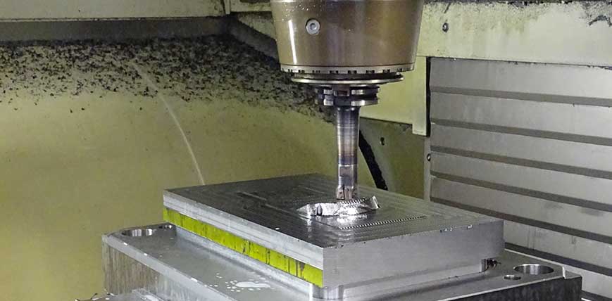 costruzione-stampo-salviplast2